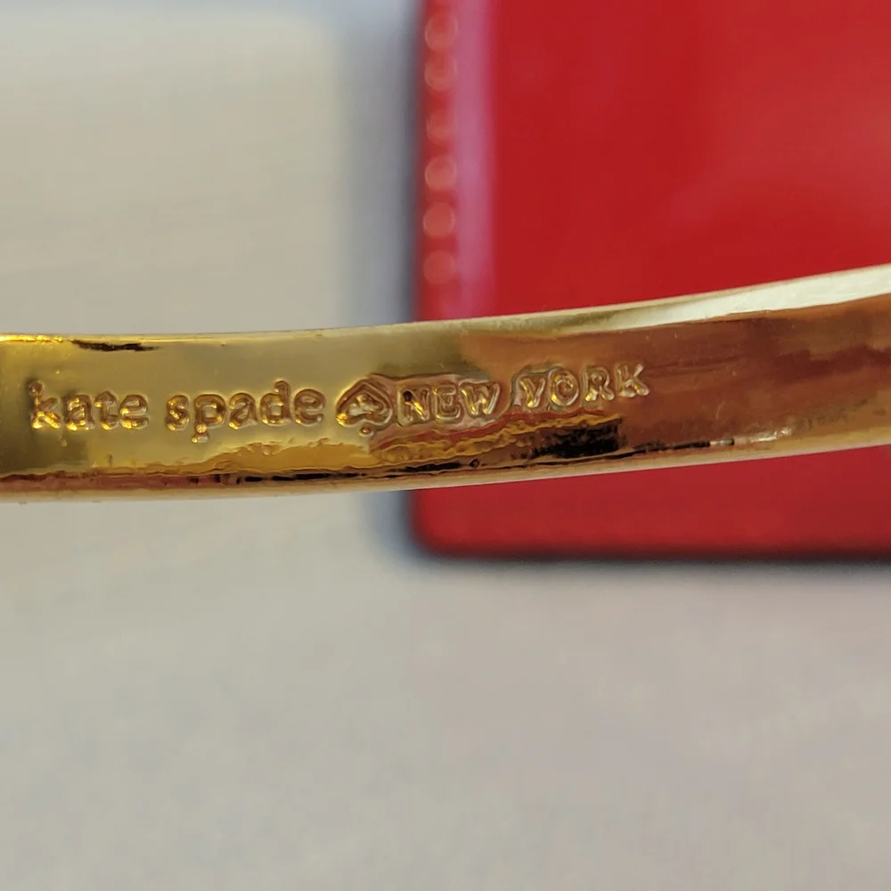 Kate Spade Red Card Holder - Picture 3 of 6